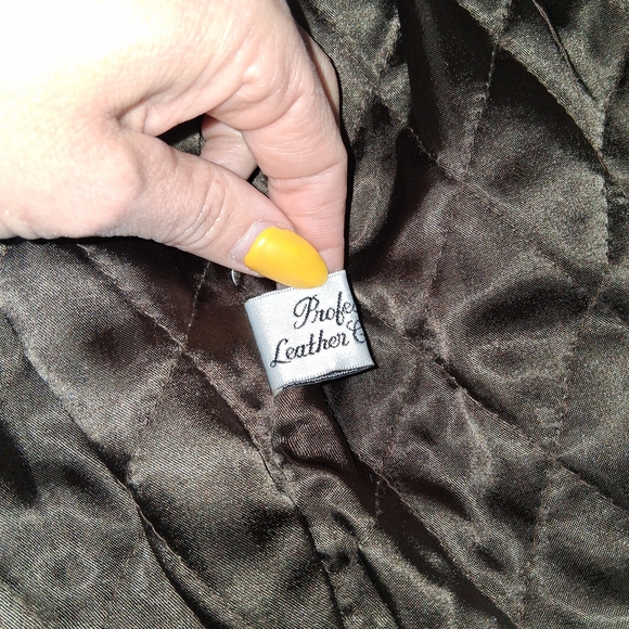 Men's Towne By London Fog Stylish Brown Leather Jacket - Picture 6 of 10